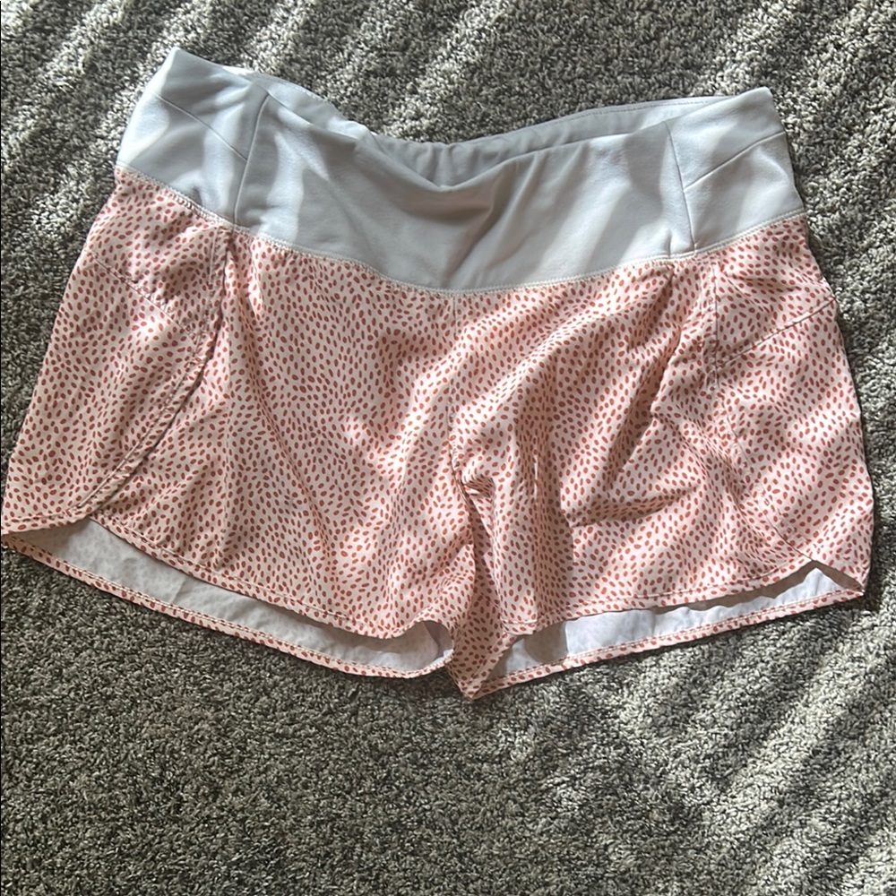 CALIA by Carrie Underwood Pink and White Breathable Athletic Shorts